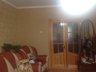 Vînd apartament cu 3 odăi în sectorul Micro al orașului Căușeni.În stare ideală, intrați și locuiți foto 7