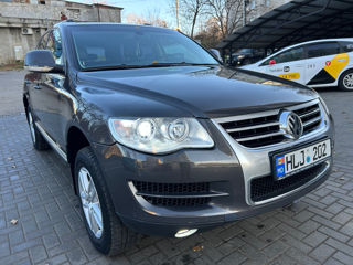 Volkswagen Touareg foto 8