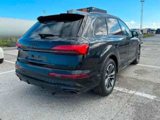 Audi Q7 foto 2