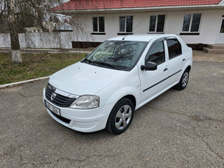 Dacia Logan foto 4