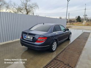 Mercedes C-Class foto 4