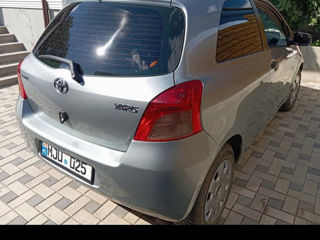 Toyota Yaris foto 5