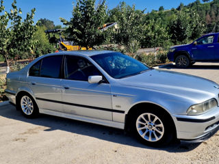 BMW 5 Series foto 7