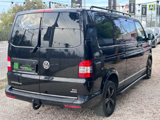 Volkswagen Caravelle foto 6