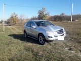 Mercedes ML Class foto 1