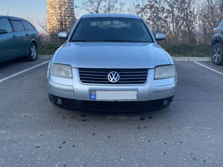 Volkswagen Passat foto 2