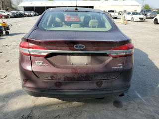 Ford Fusion foto 6