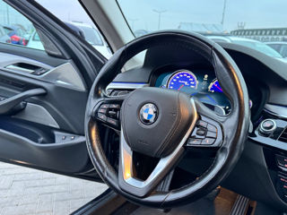 BMW 5 Series foto 9