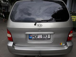 KIA Carnival foto 3