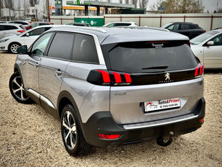 Peugeot 5008 foto 4