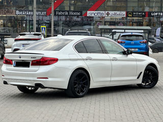 BMW 5 Series foto 4