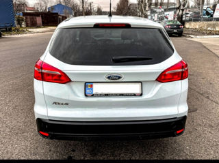 Ford Focus foto 4