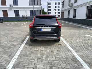 Volvo XC60 фото 7