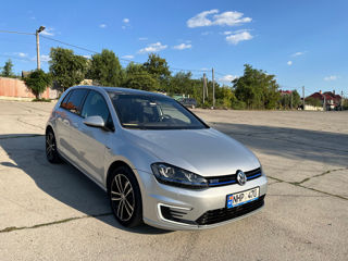 Volkswagen Golf foto 1