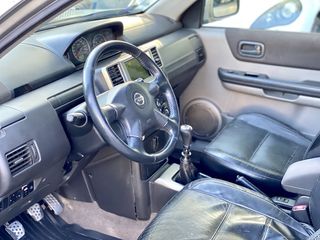 Nissan X-Trail foto 6