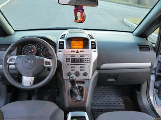 Opel Zafira foto 9