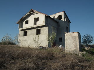 Casa la Suruceni, vind sau schimb pe apartament in Chisinau foto 2