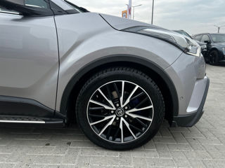 Toyota C-HR foto 6