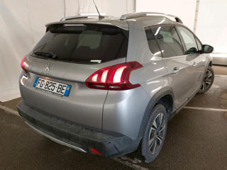 Peugeot 2008 foto 2