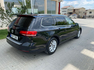 Volkswagen Passat foto 4