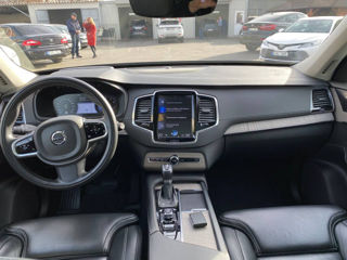 Volvo XC90 foto 9