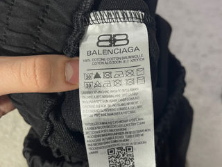 Шорты Balenciaga foto 3