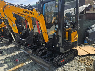 Miniexcavator Macao Ct18 Este În Stoc foto 2