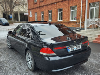 BMW 7 Series foto 4