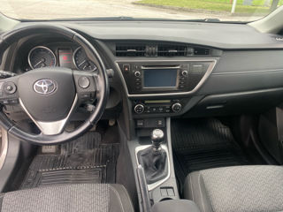 Toyota Auris foto 8