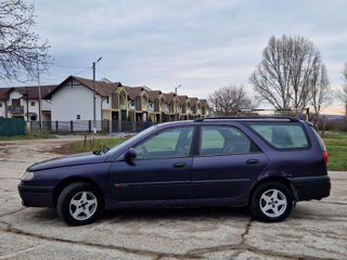 Renault Laguna foto 2