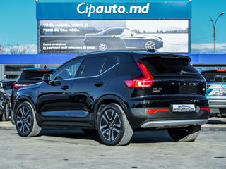 Volvo XC40 foto 2