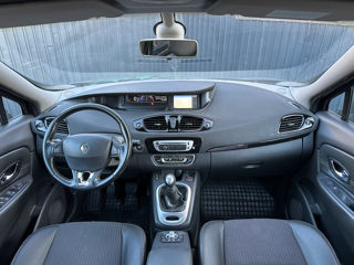 Renault Grand Scenic foto 12