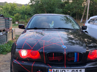 BMW 3 Series foto 6