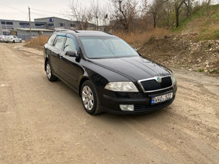 Skoda Octavia foto 3