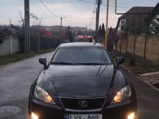 Lexus IS Series