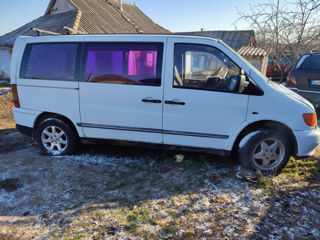 Mercedes Vito foto 2