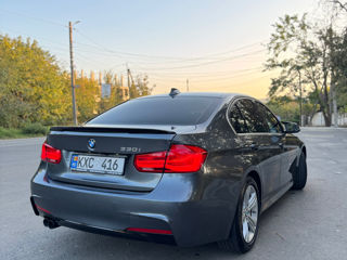 BMW 3 Series foto 4