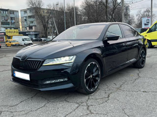 Skoda Superb foto 2