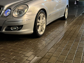 Mercedes E-Class foto 7