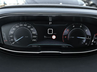 Peugeot 5008 foto 10