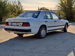 Mercedes Series (W124) foto 3