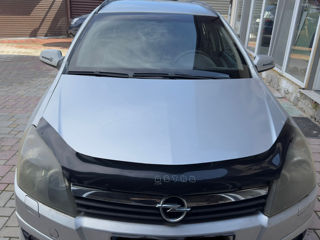 Opel Astra foto 0