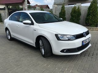 Volkswagen Jetta foto 4