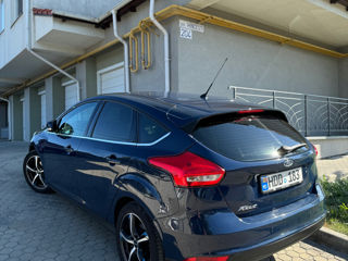 Ford Focus foto 2