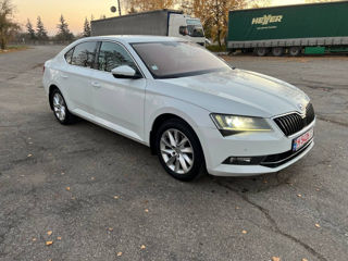 Skoda Superb foto 6