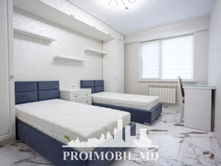 Apartament cu 3 camere, 115 m², Buiucani, Chișinău foto 6