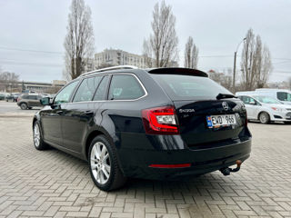 Skoda Octavia foto 3