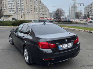 BMW 5 Series foto 3