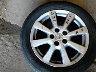 Toyota 5x114.3 R17  225/50R17 foto 1