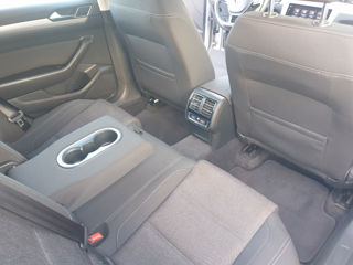 Volkswagen Passat foto 8